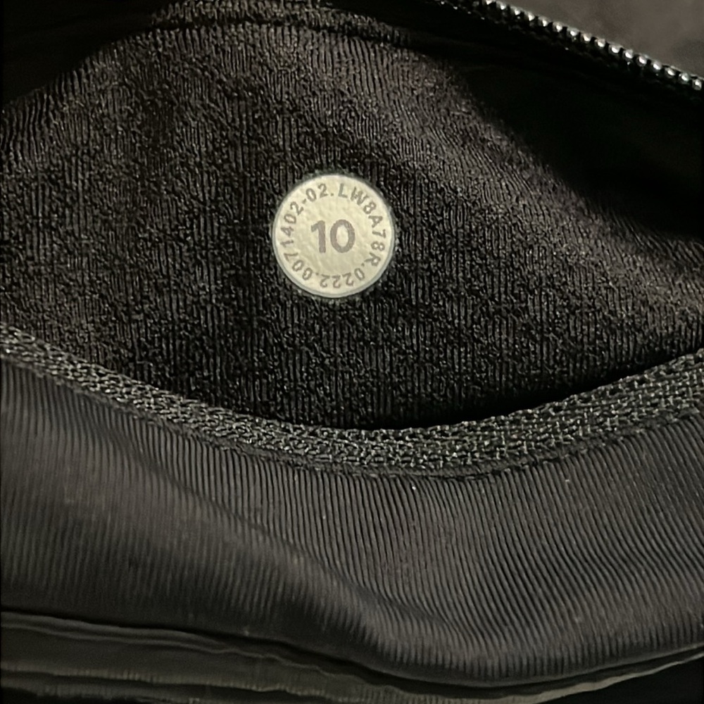 Lululemon Pace Rival Skirt, Cincinnati Bearcats, Size 12 - Picture 7 of 14